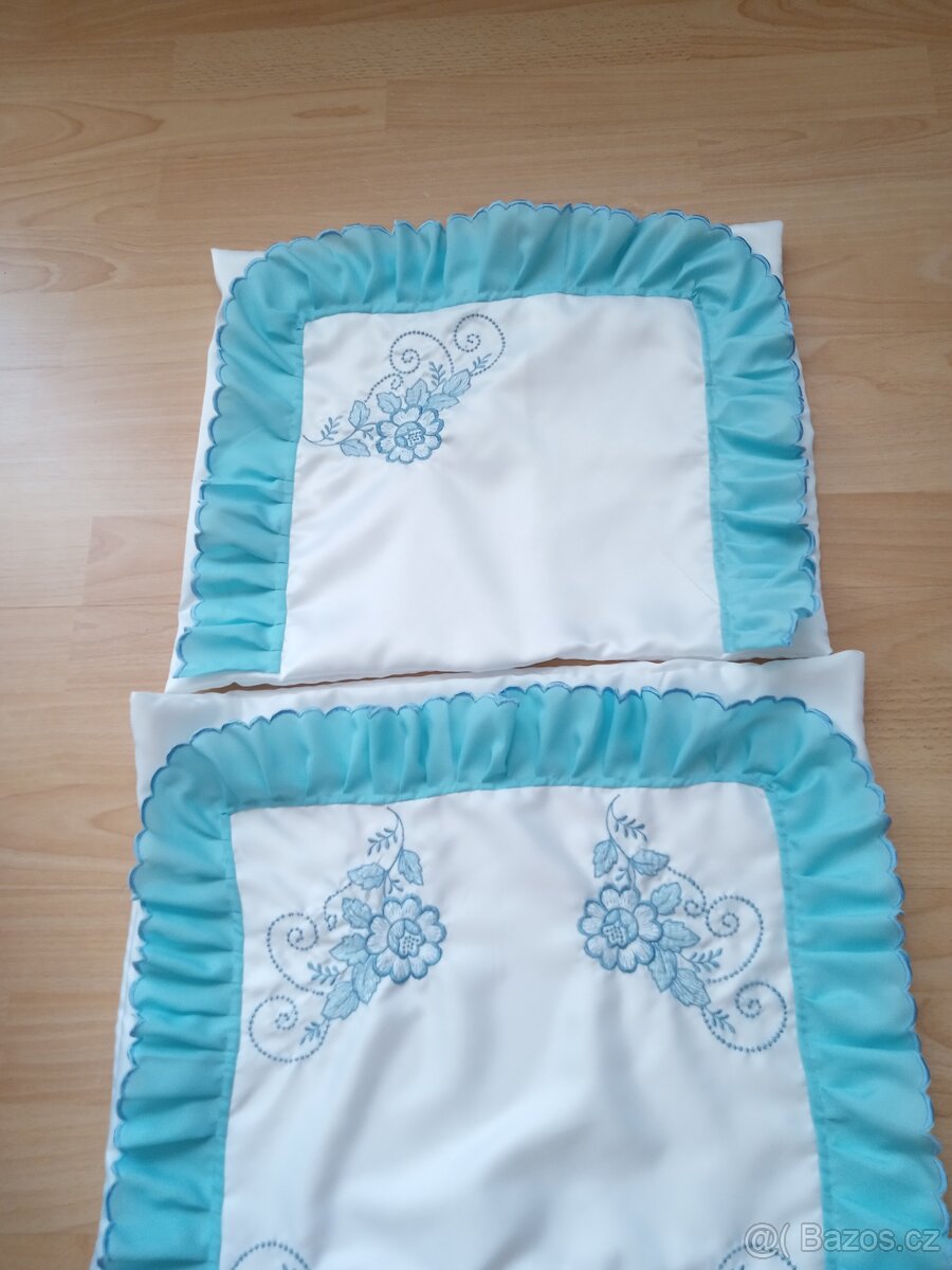 Prodám vyšívané RETRO peřinky. - 2