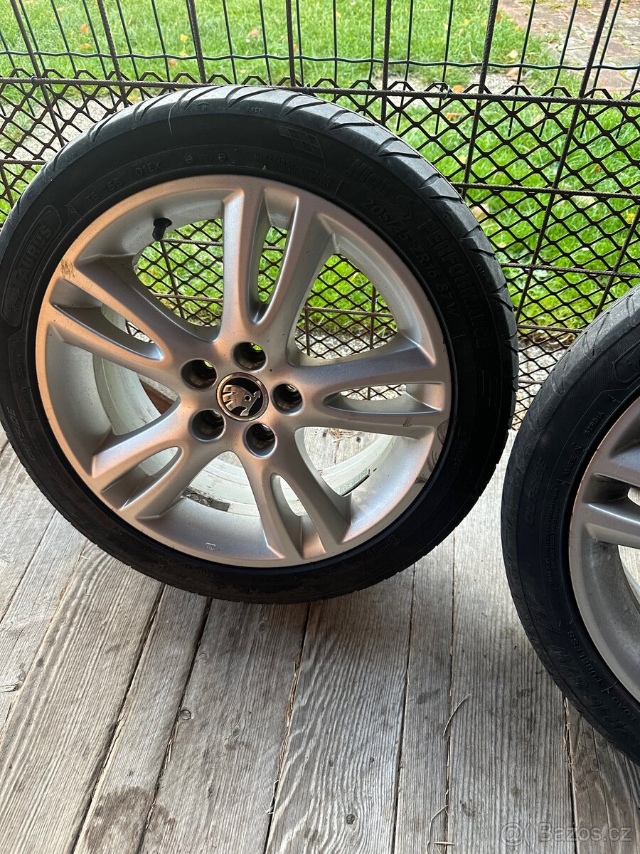 Alu kola 205/45 r16 5x100 - 2