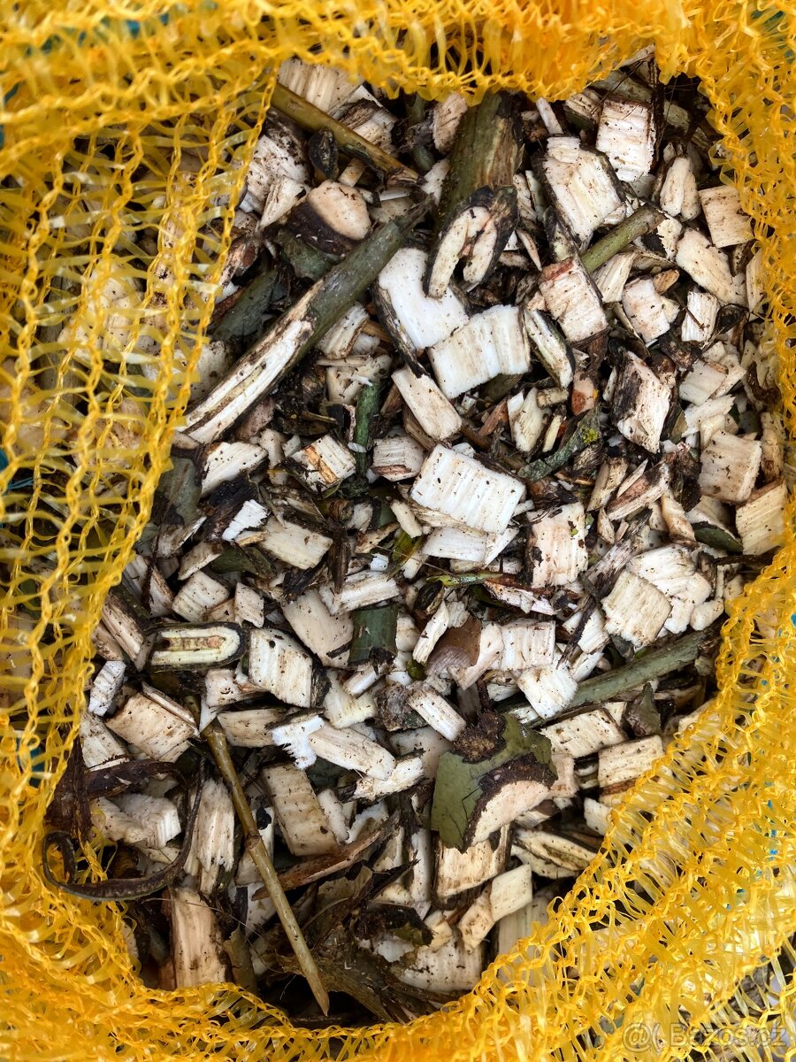 Dřevní štěpka / mulč - 2