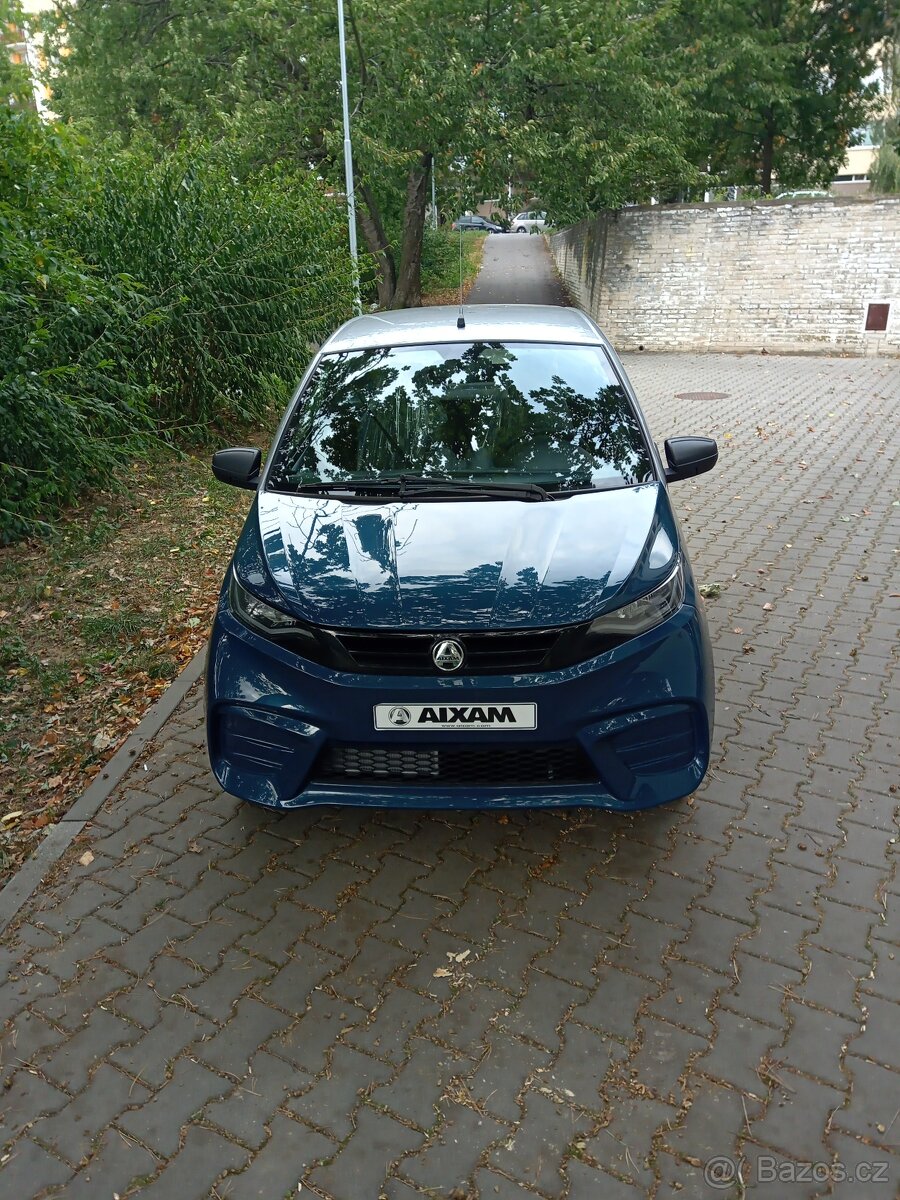 Aixam CITY, Pack Ambition Smaragd - auto od 15 let - 2