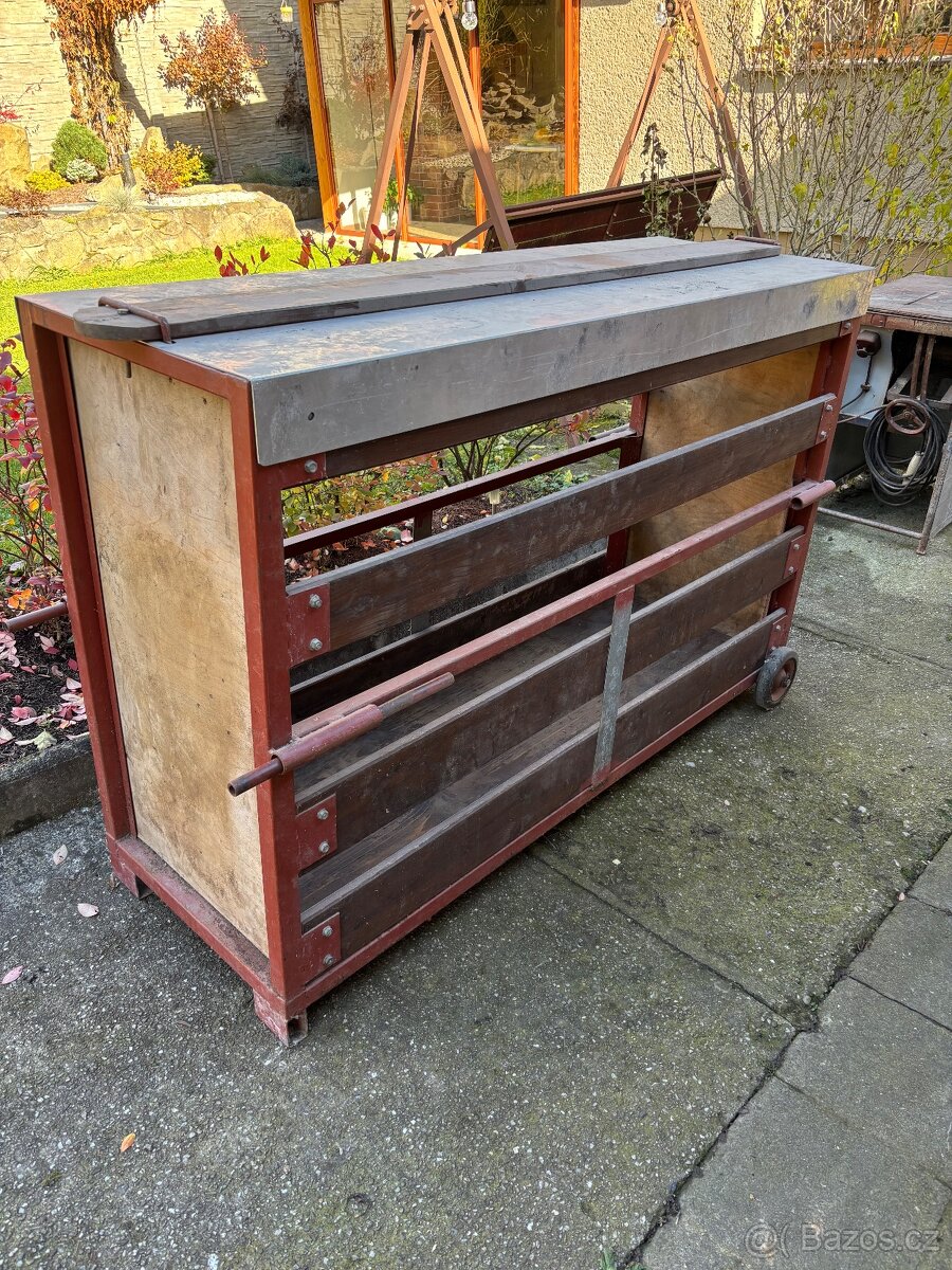 PRODÁM KLEC PRO SKOT - 2