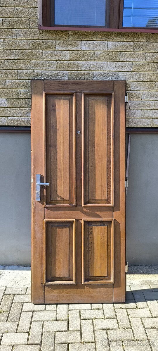 Dubové dveře - 2