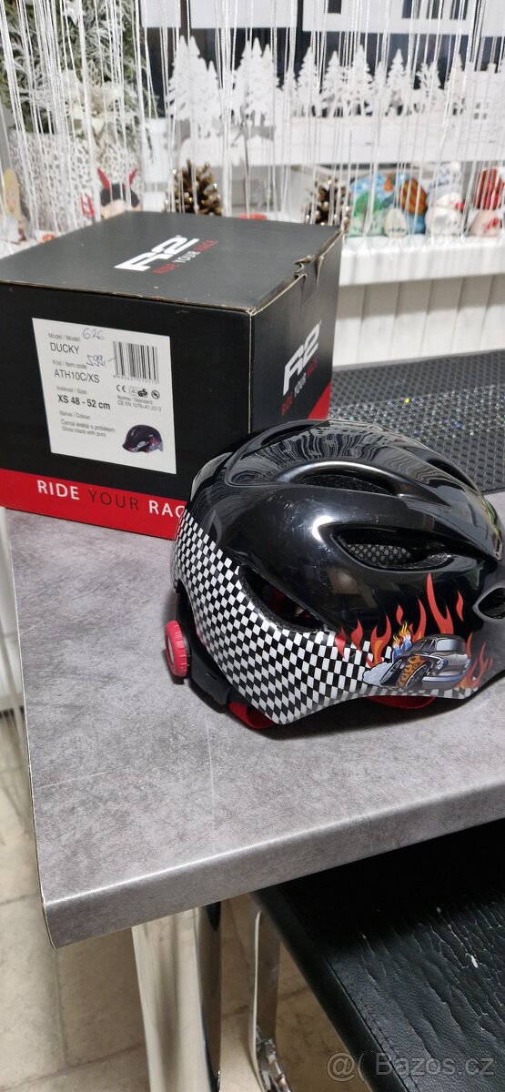 Dětská cyklistika helma - 2