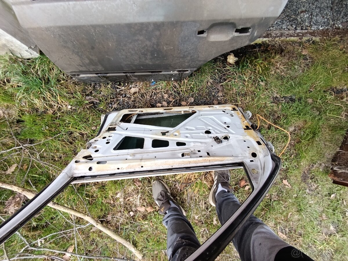 Dveře MB 190E + W124 - 2