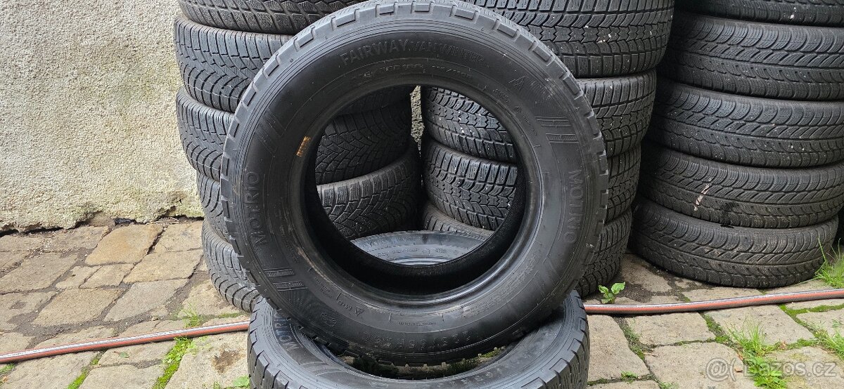 225/65/16C Motrio - zimní - pošlu poštou 1104. - 2