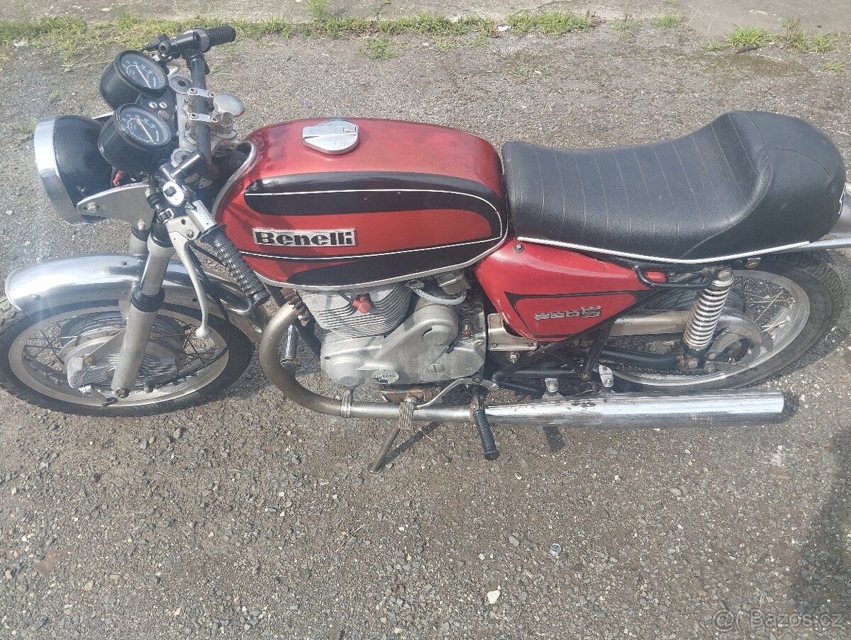 Benelli Tornádo 650 S - 2