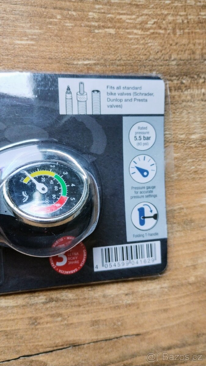 nová minipumpička s manometrem - 2