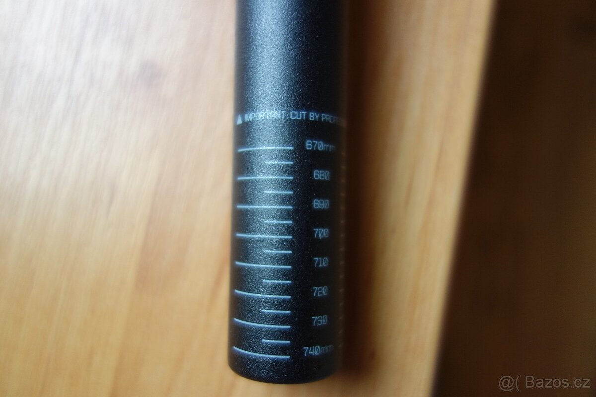 Řidítka Bontrager. - 2