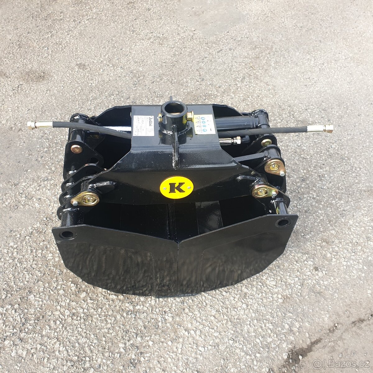 Hydraulický drapák na sypké hmoty - 2