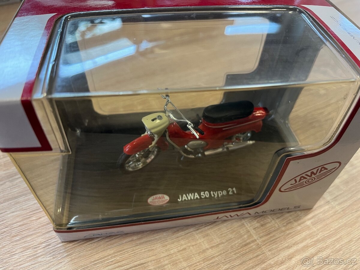 Modely motorek JAVA A ČZ 1:18 - 2