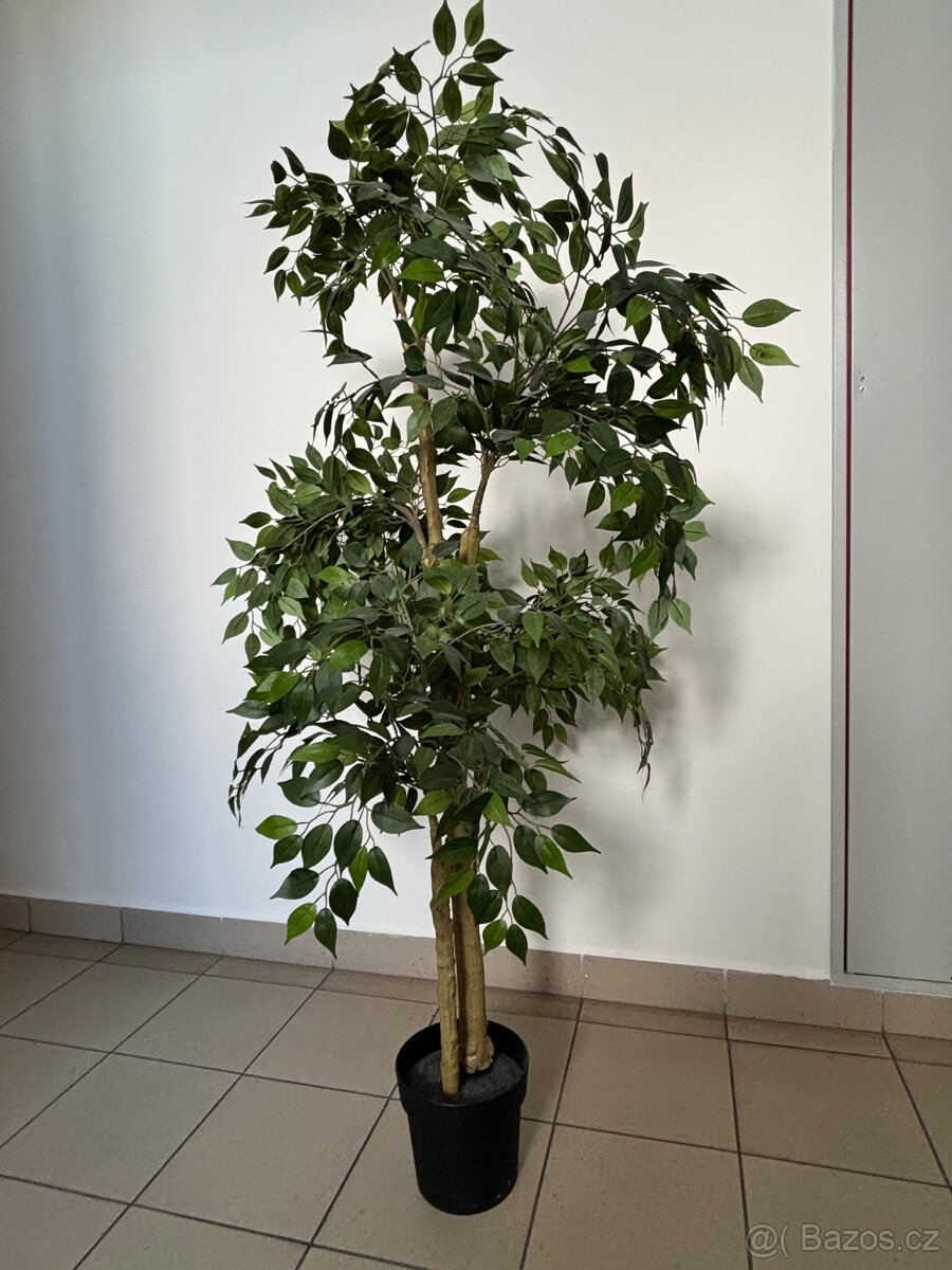 Umělý strom IKEA - 2