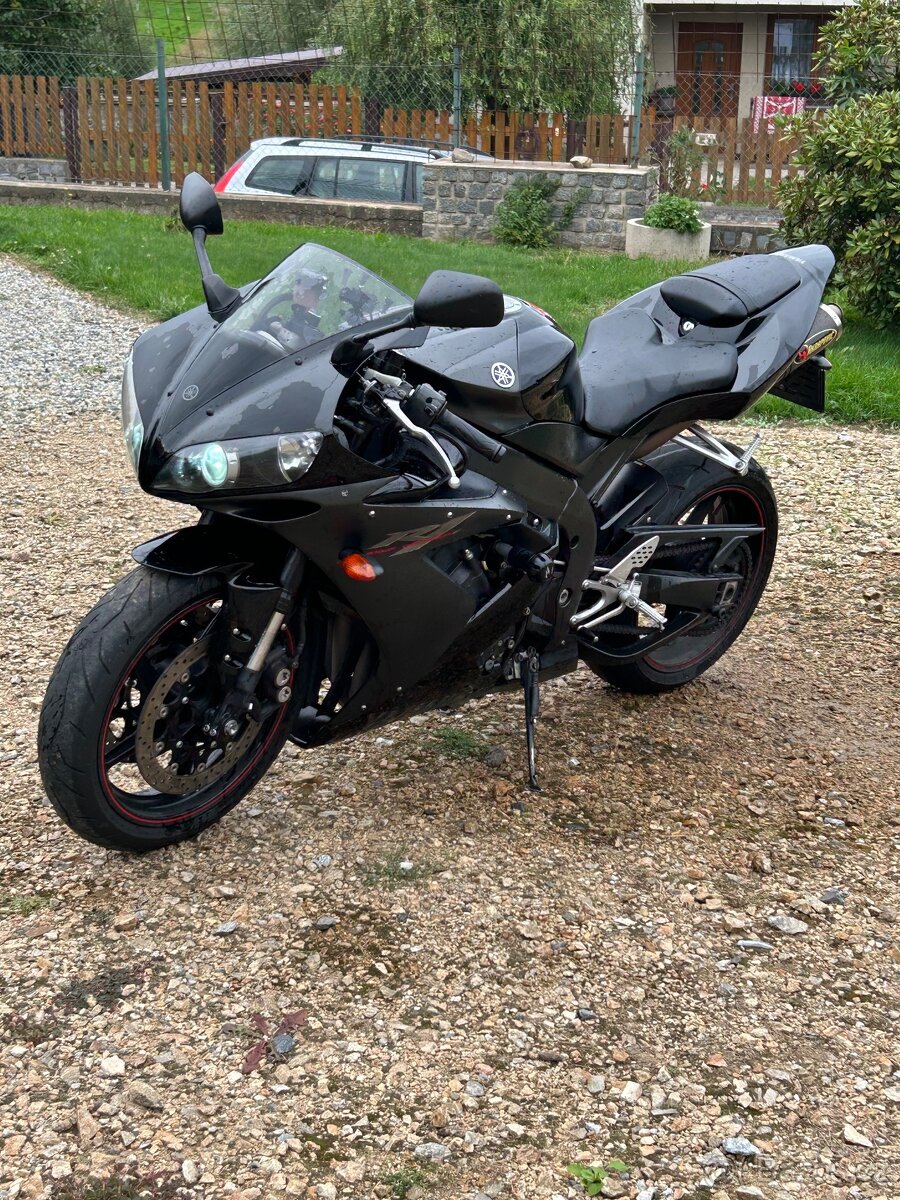 R1 2006 (RN12) - 2