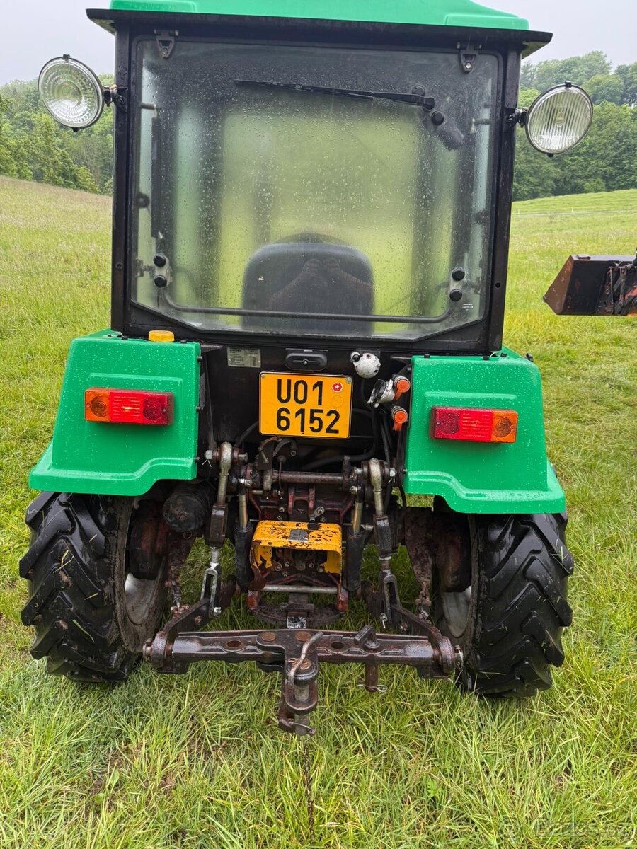 Prodám Belarus 320.4 - 2