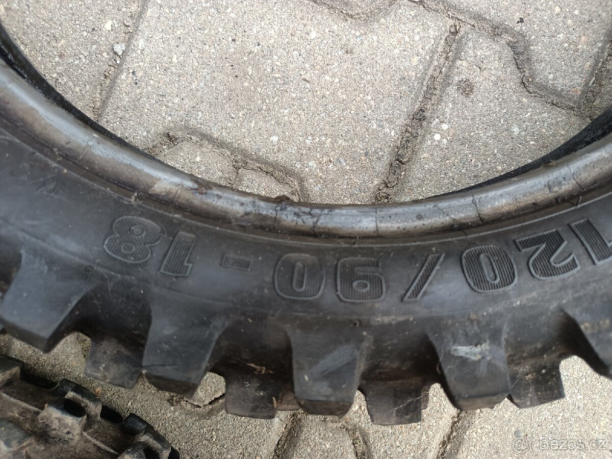 Pneu enduro+Mousse