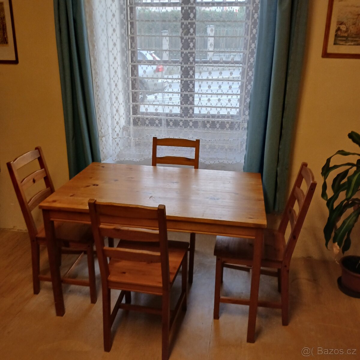 kuchyňský stůl + židle - 2