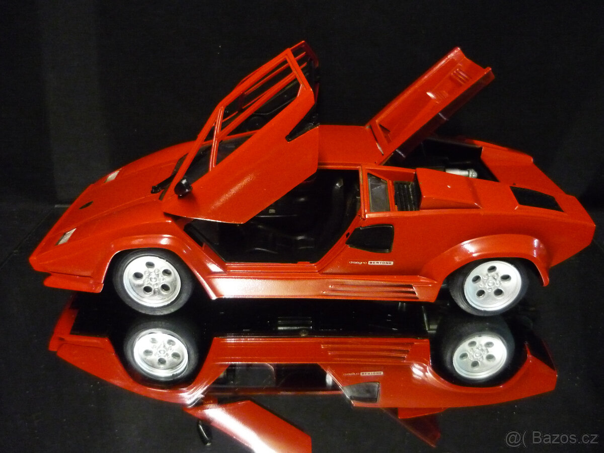 Lamborghini Countach 5000 Polistil 1/18 - 2