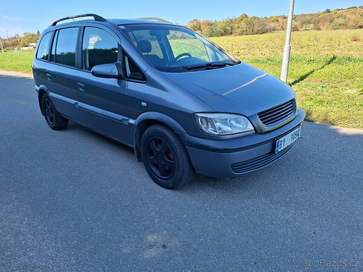 Opel Zafira 1.6i Klima Alu Model 2006.Nová Stk.,-. - 2