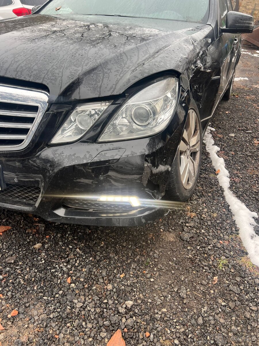 Mercedes-Benz W212 E350 4MATIC CDI 170 kW - Bourané - 2