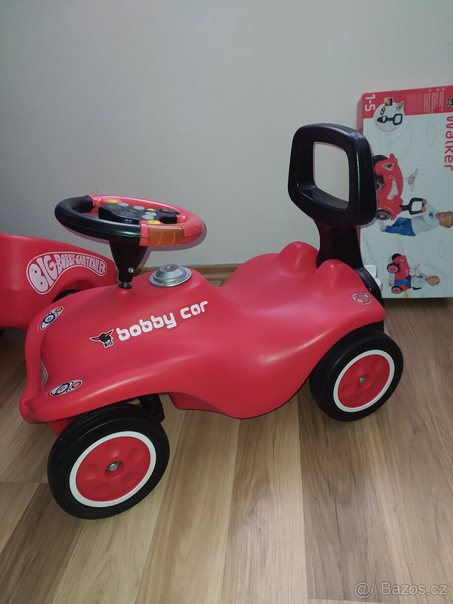 Odrážedlo Big Bobby car s vlekem a dalšími doplňky - 2