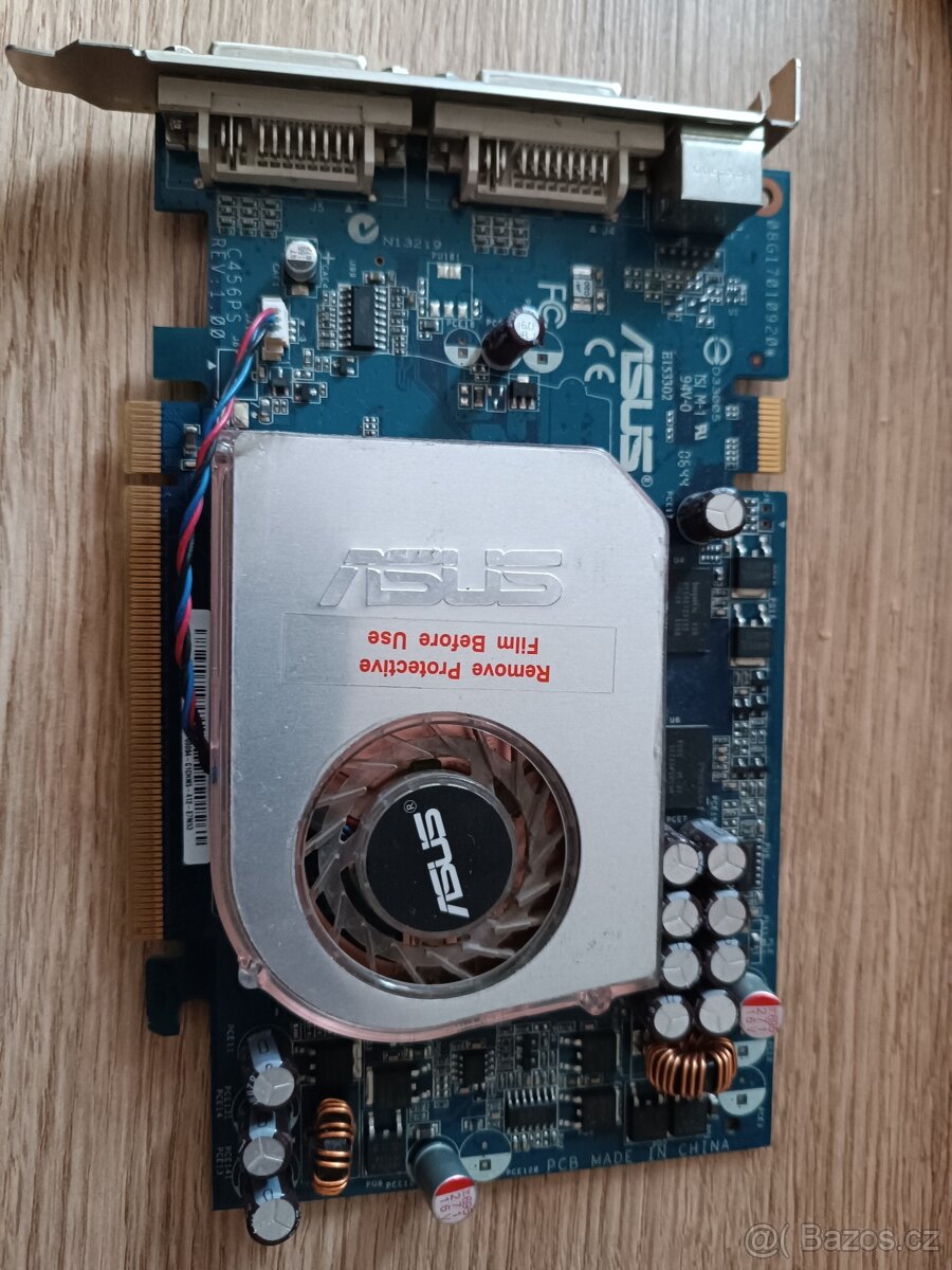 Grafická karta ASUS EN7600GT/2DHT/256M/A - 2