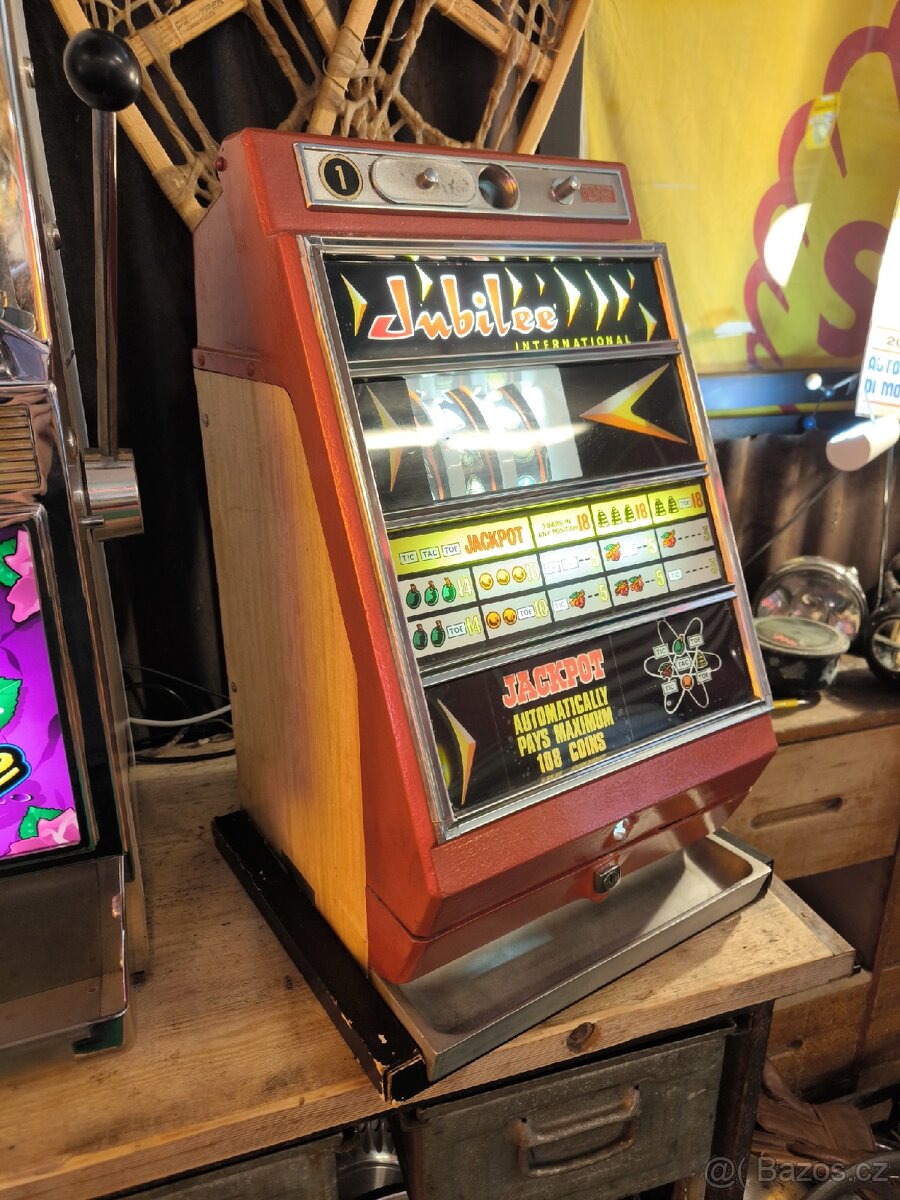 prodám automat z 60.let jednoruký bandita - 2