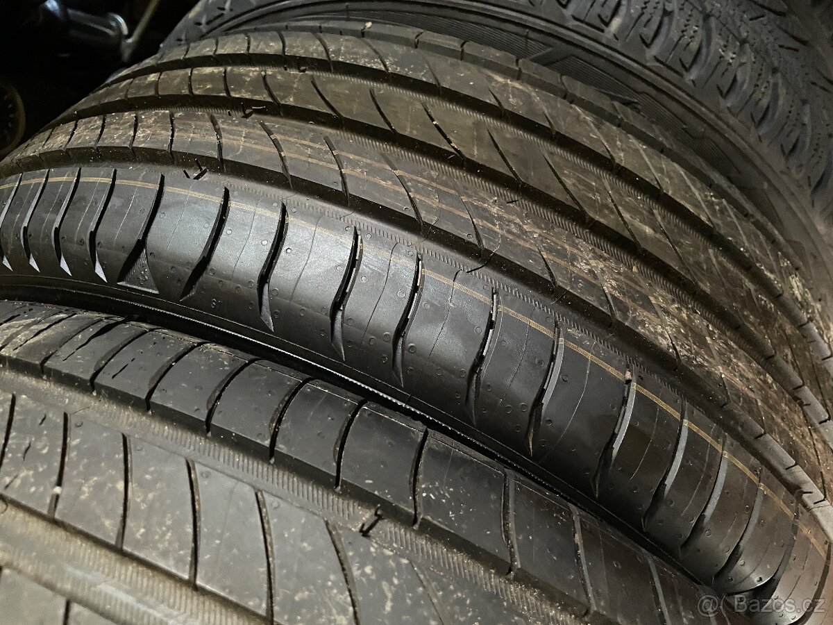 Letní pneu Michelin Primacy 205/45/17 - 2