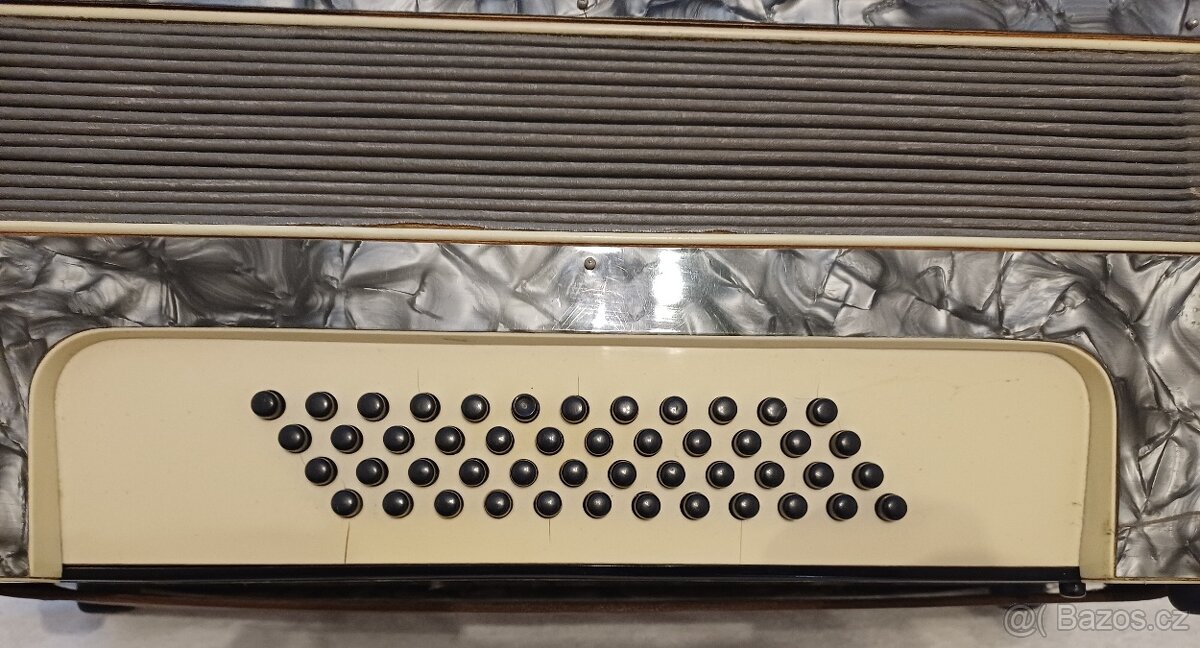 Akordeon, harmonika pianovka Weltmeister - 2