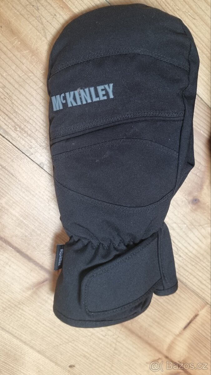 Dětské černé lyžařské rukavice McKINLEY - 2
