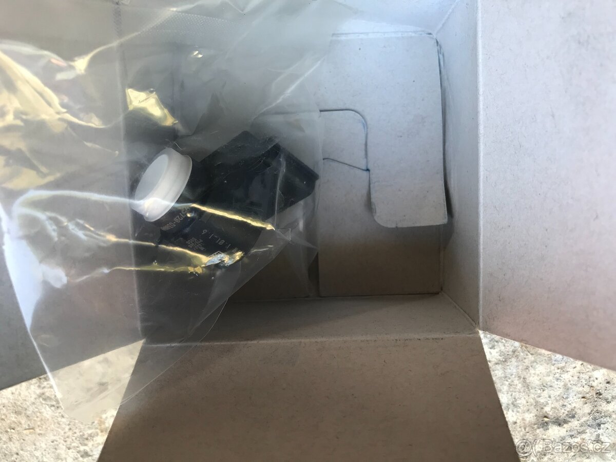 Přední parkovací čidlo Hyundai TUCSON - 2