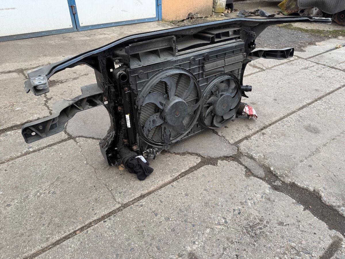 Passat b6 přední chladicová stěna kompletní - 2