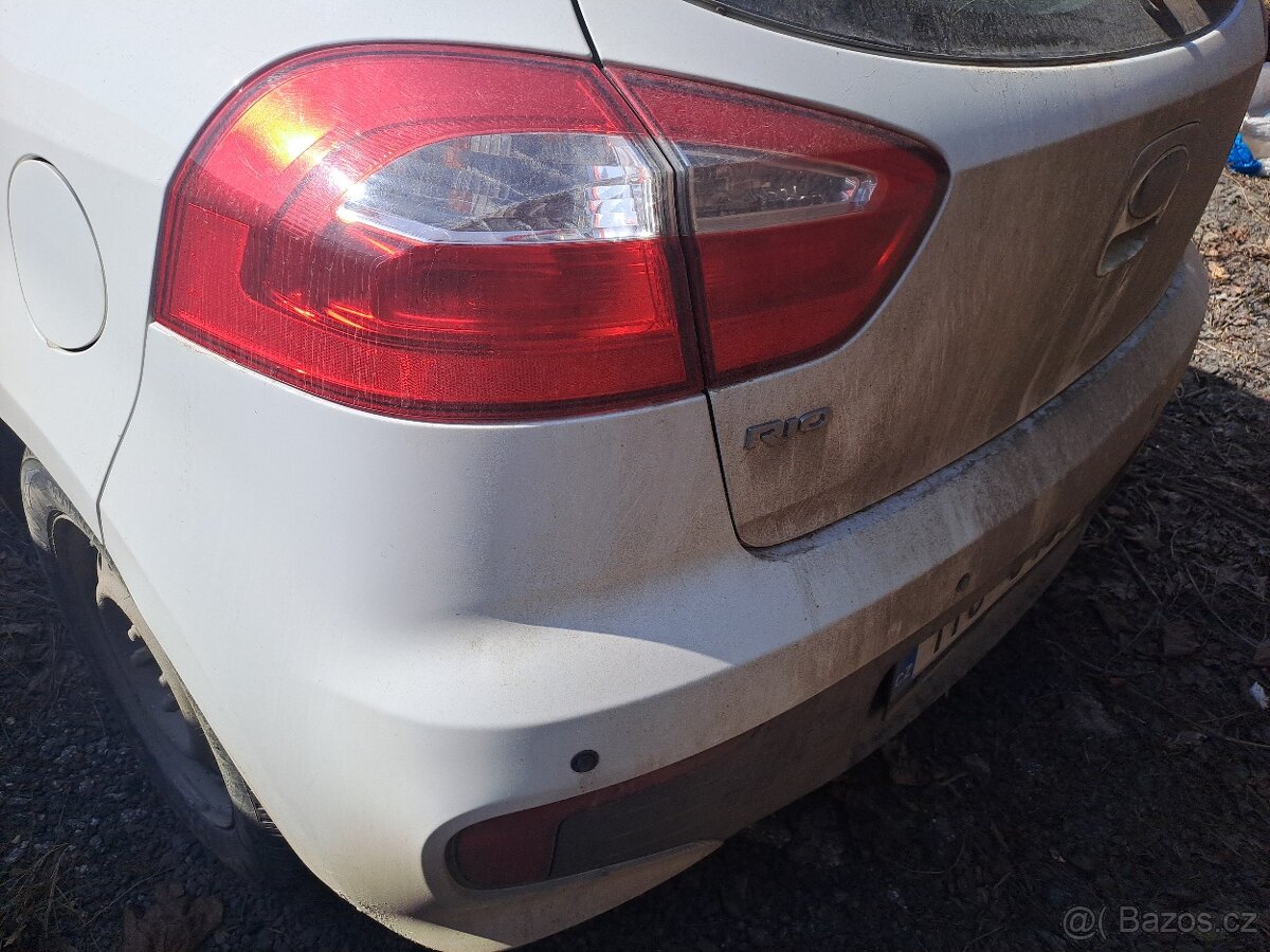 Kia rio rok 2016 - 2