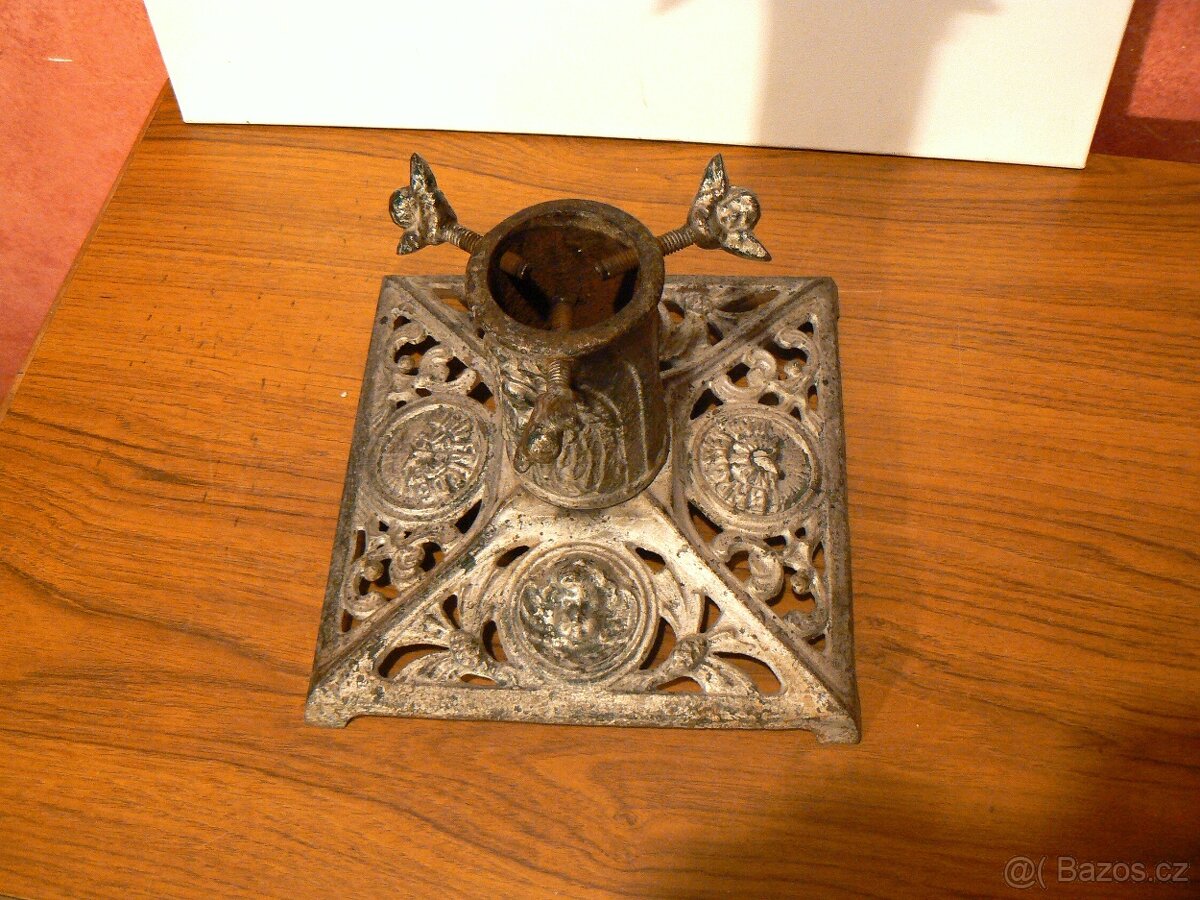 stojan na vánoční strom - 2