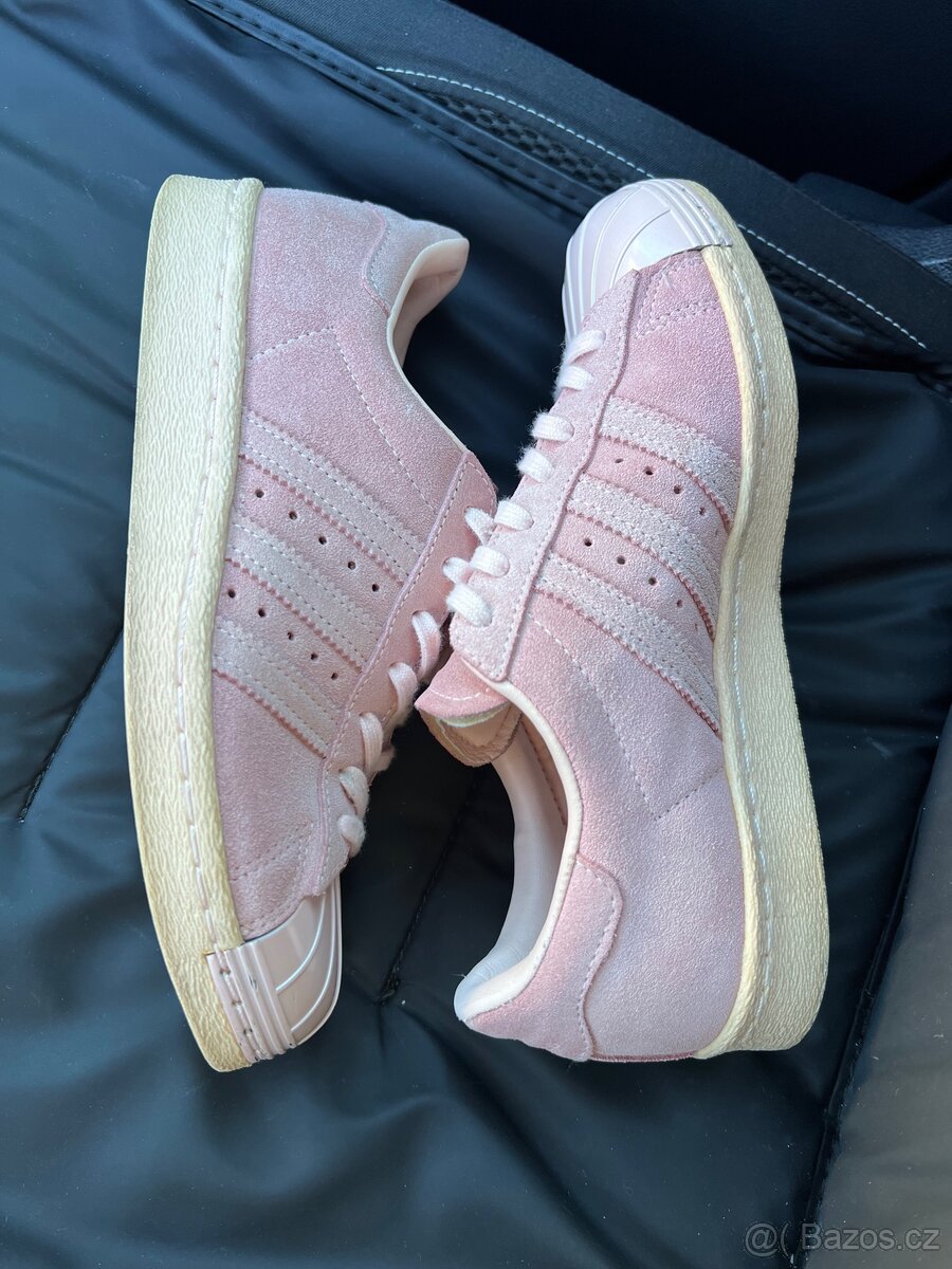 Botasky Adidas Superstar 37,5 - 2