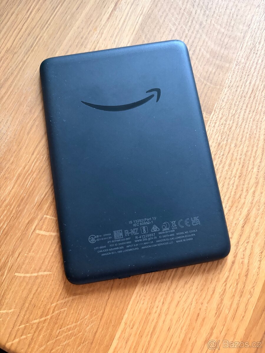 Amazon Kindle 2022 bez reklam a s originálním obalem - 2