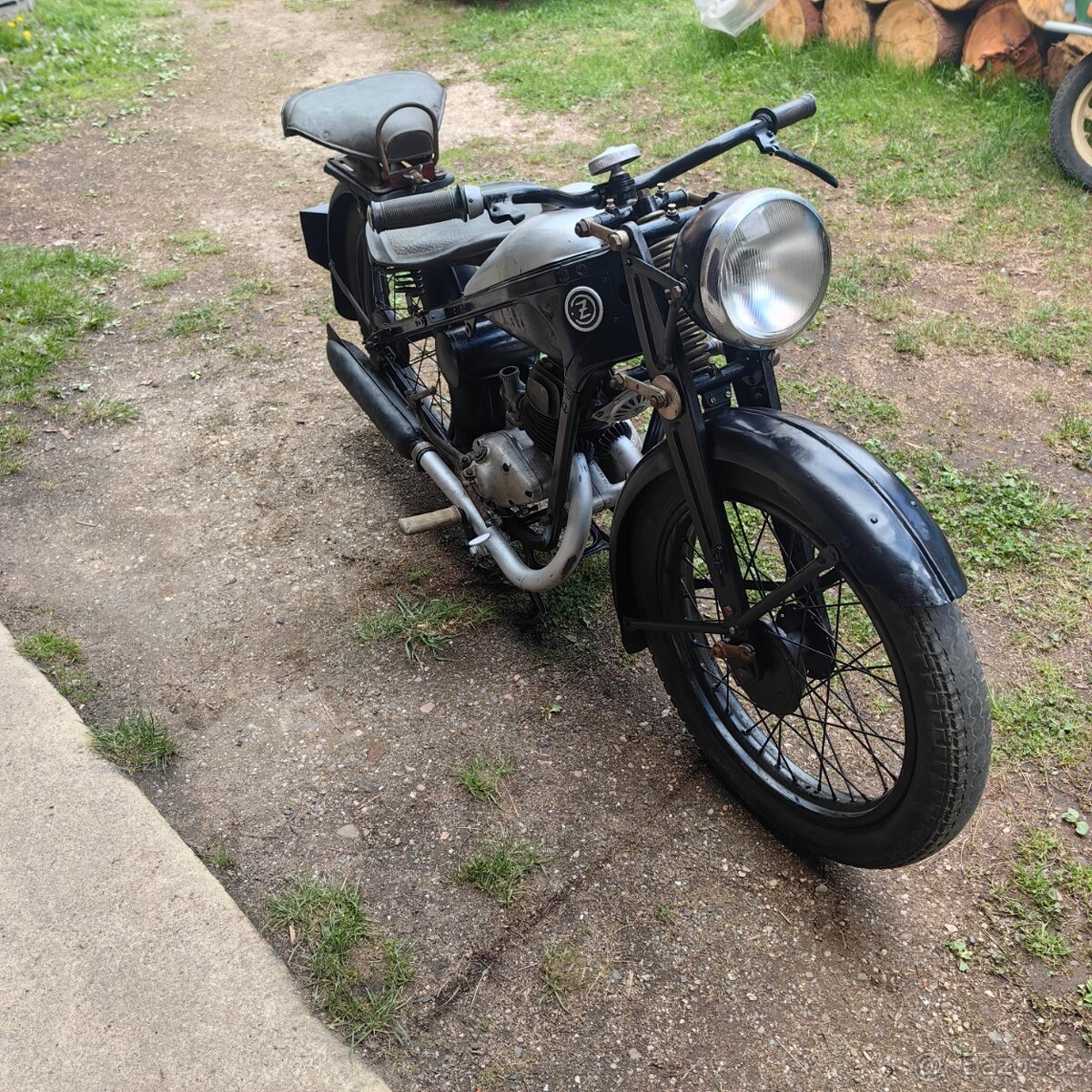 ČZ 175 předvalecna - 2