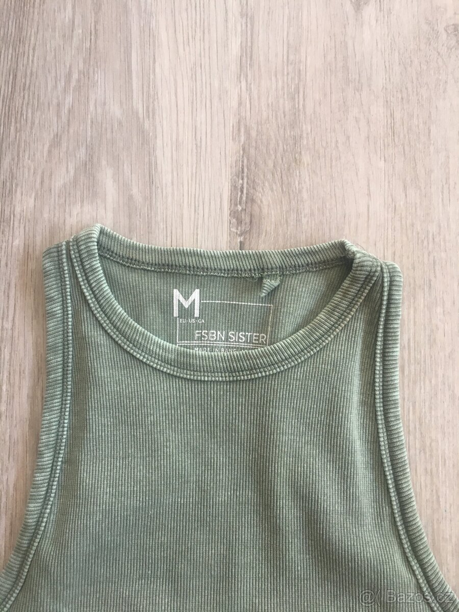 Crop top vel. M - 2