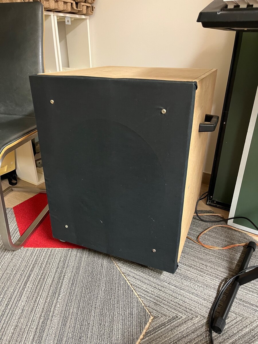 Subwoofer Dayton Ultimax 18" 1000W RMS - 2