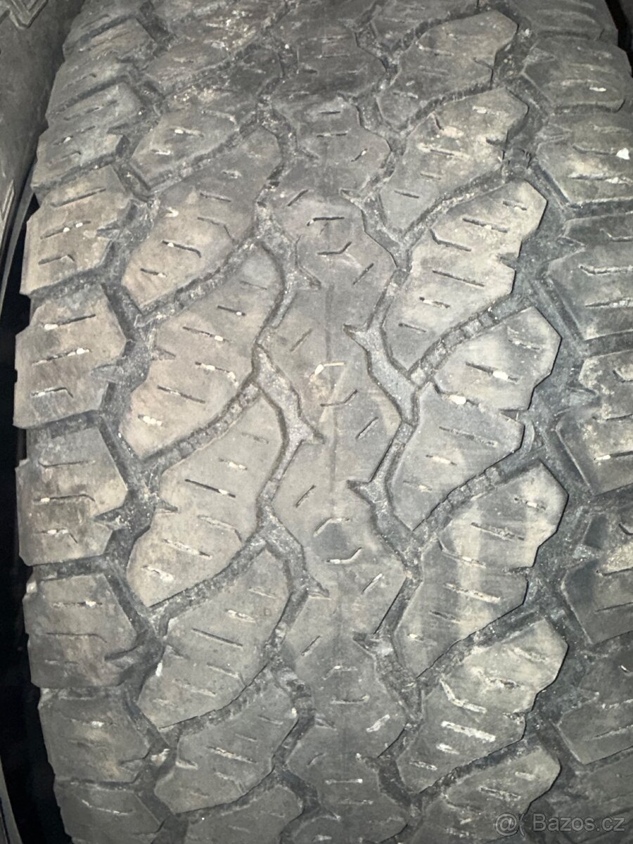 265/60 r18 General - 2