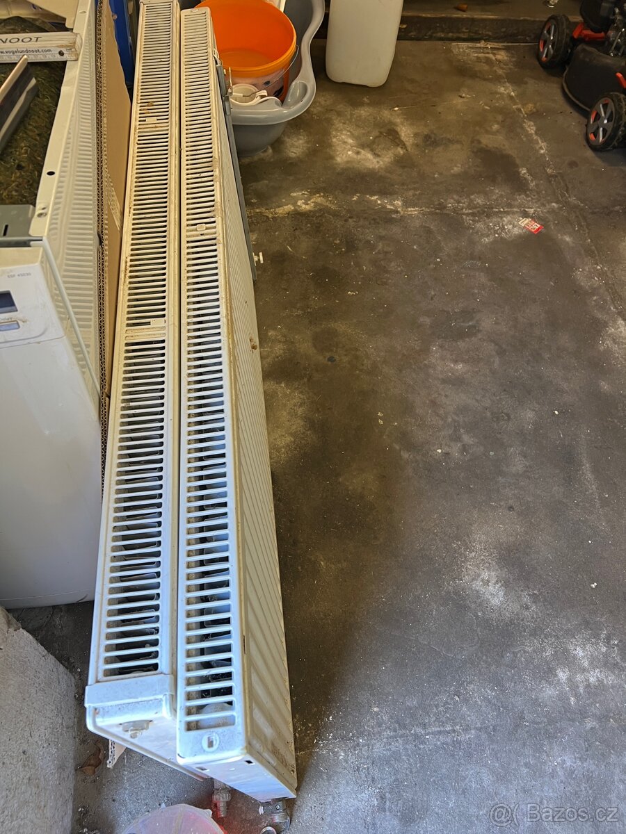 Radiator ( cena za oba kusy ) - 2
