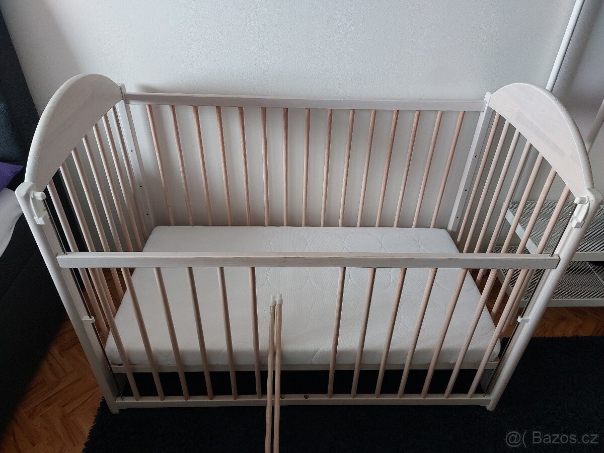 Prodám DĚTSKOU POSTÝLKU S MATRACÍ - 2