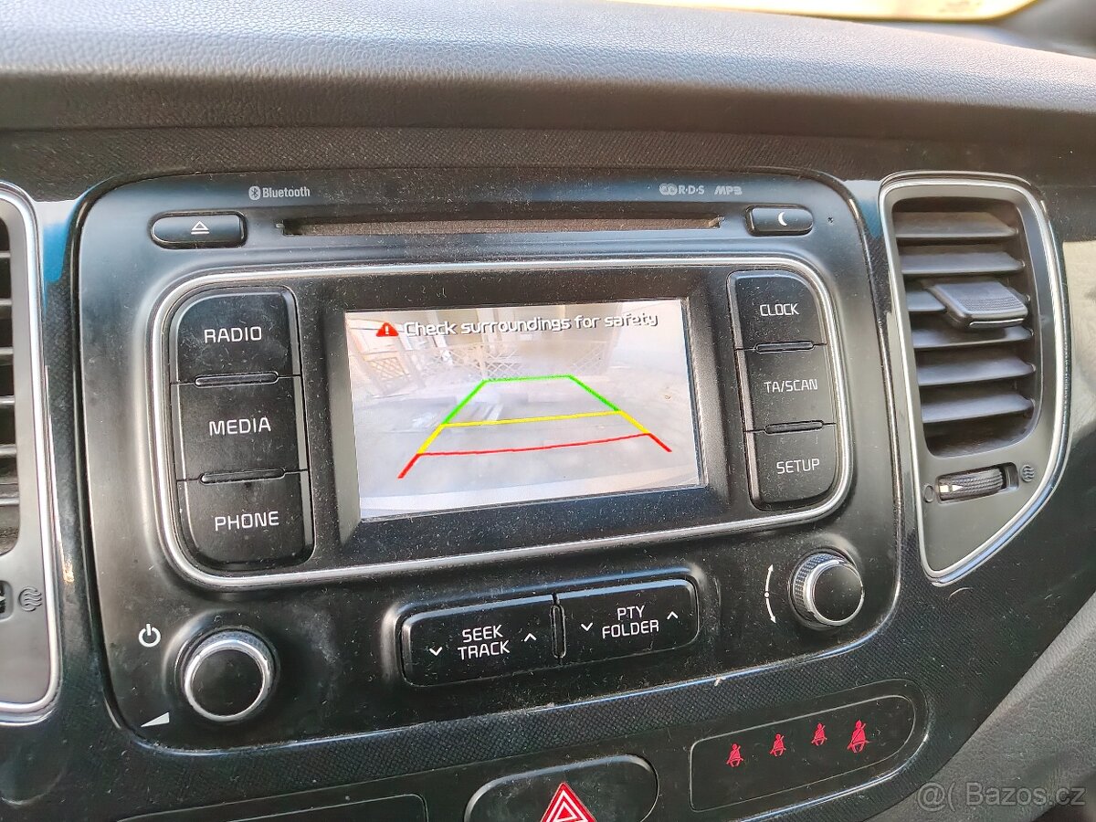 Kia carens CR doklady automat - 2