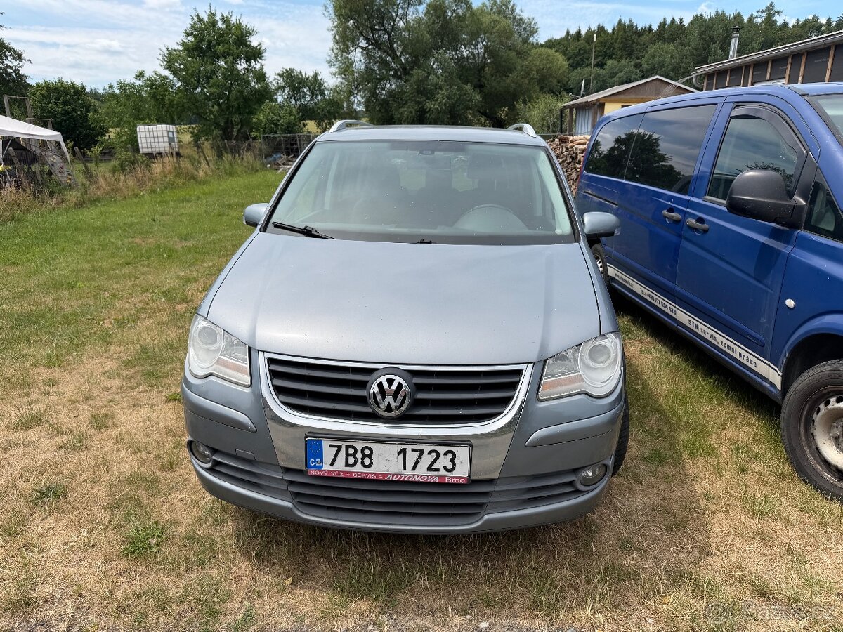 Prodám VW touran 1,9 tdi rv. 2006 - 2