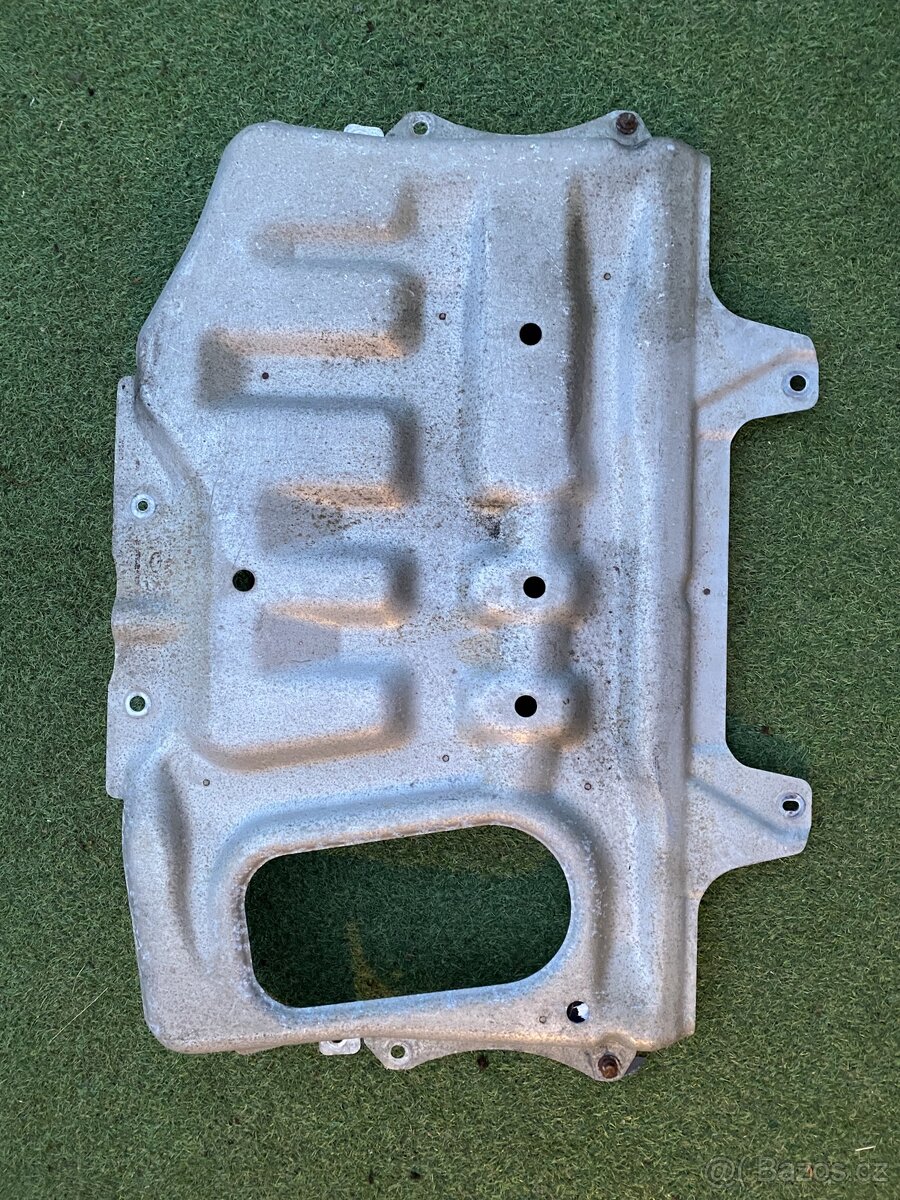 Range Rover Sport kryt podvozku - 2