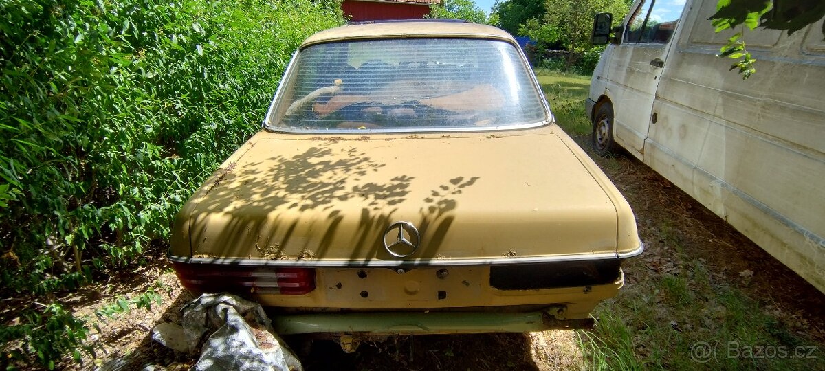 Mercedes W123 piano - 2