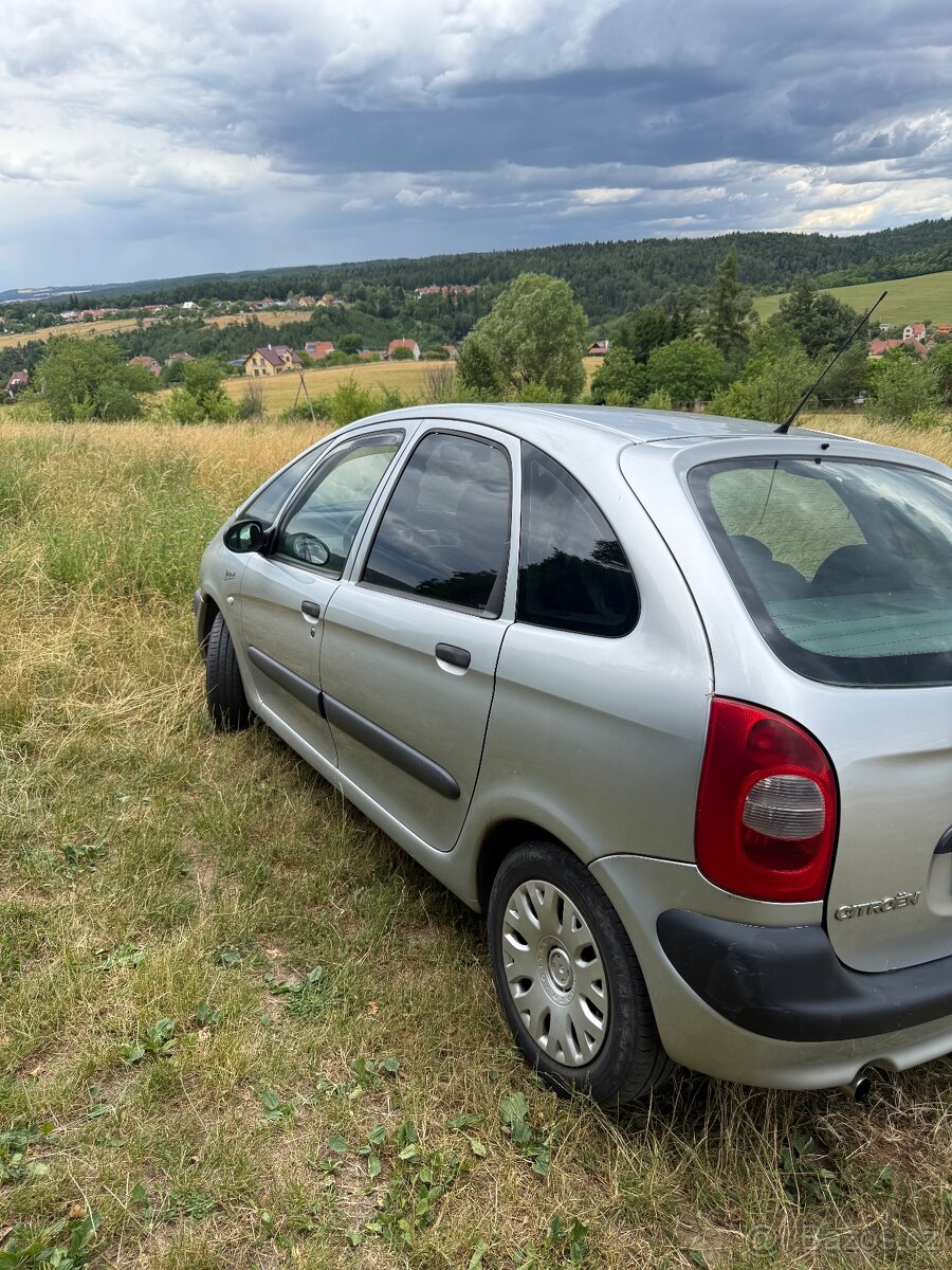 Prodám Citroen piccaso - 2