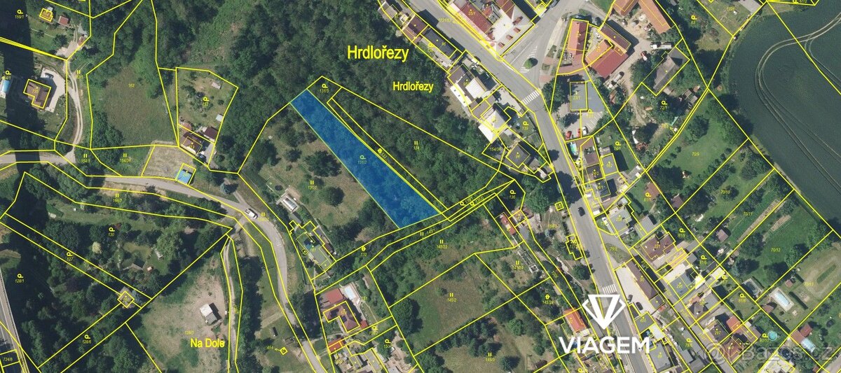 Zahrada 1 483 m² - 2