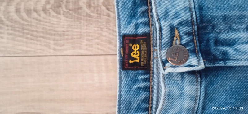 Originál rifle značky Lee Cooper.. - 2