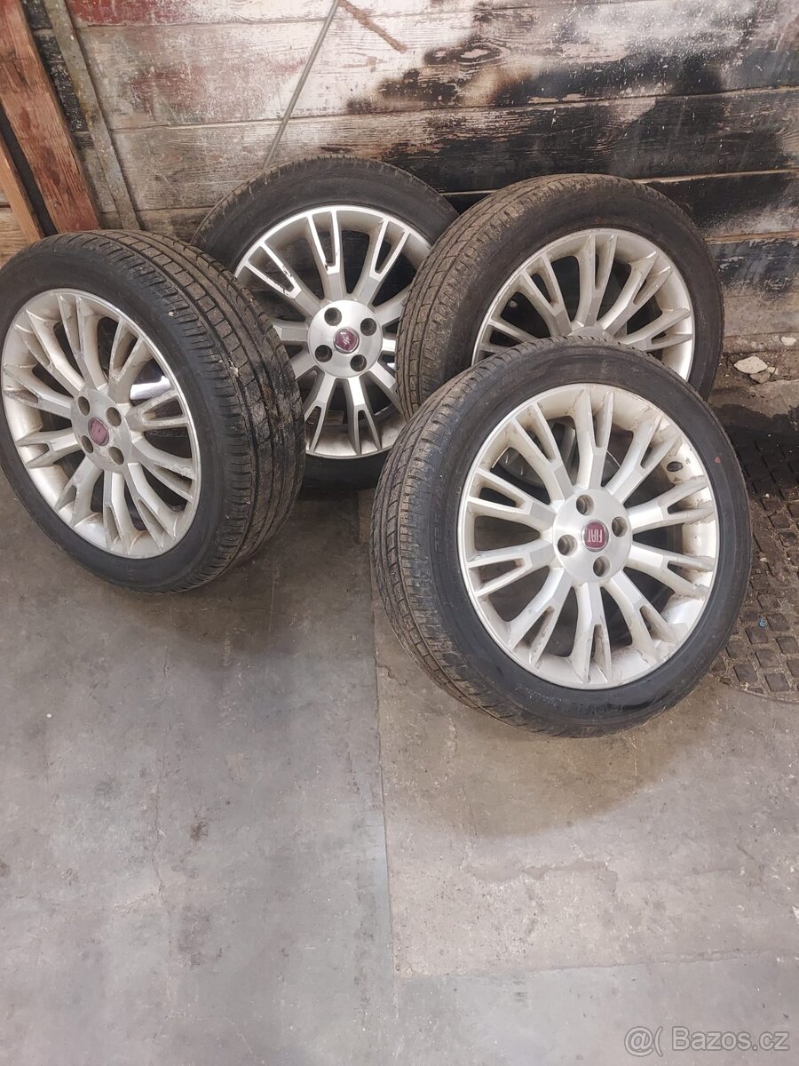 Alu kola 17" + pneu Fiat Grande punto - 2