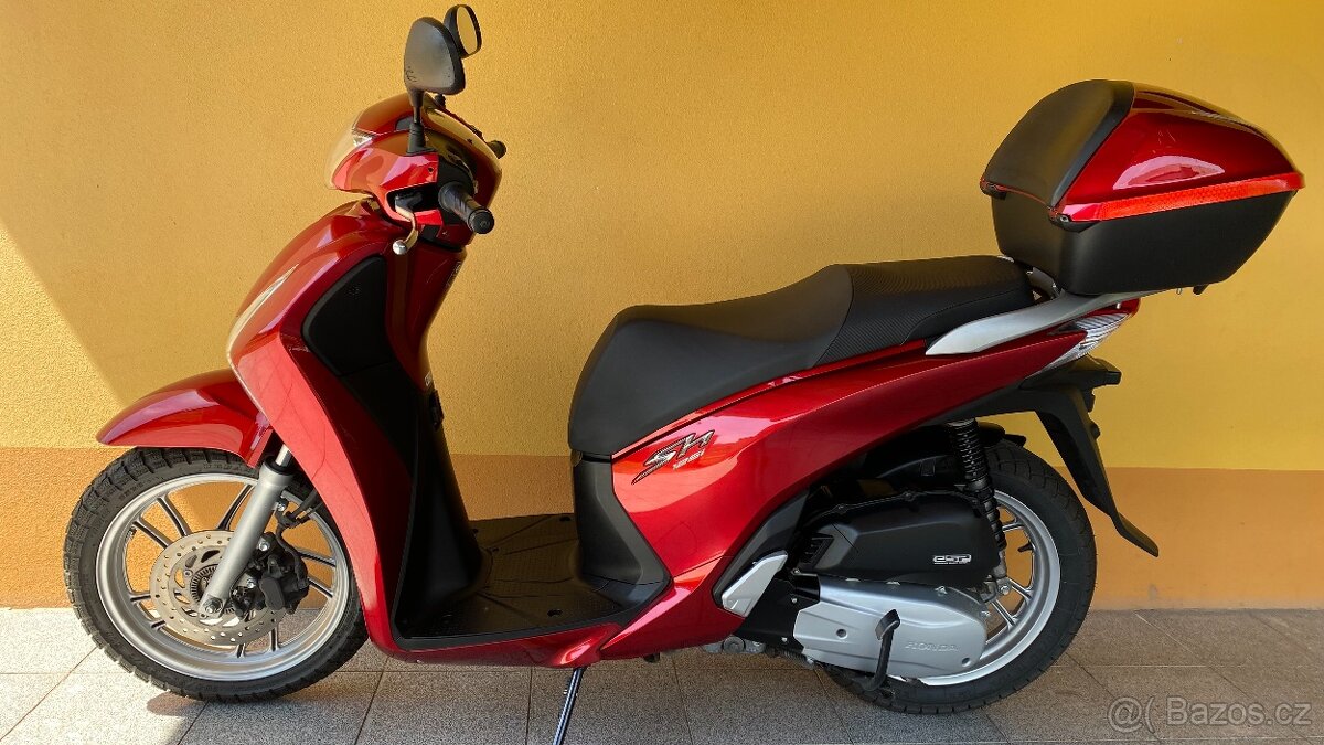 Honda SH 125i / po 1.maj. / jak nový / 2014 / ABS, serviska - 2