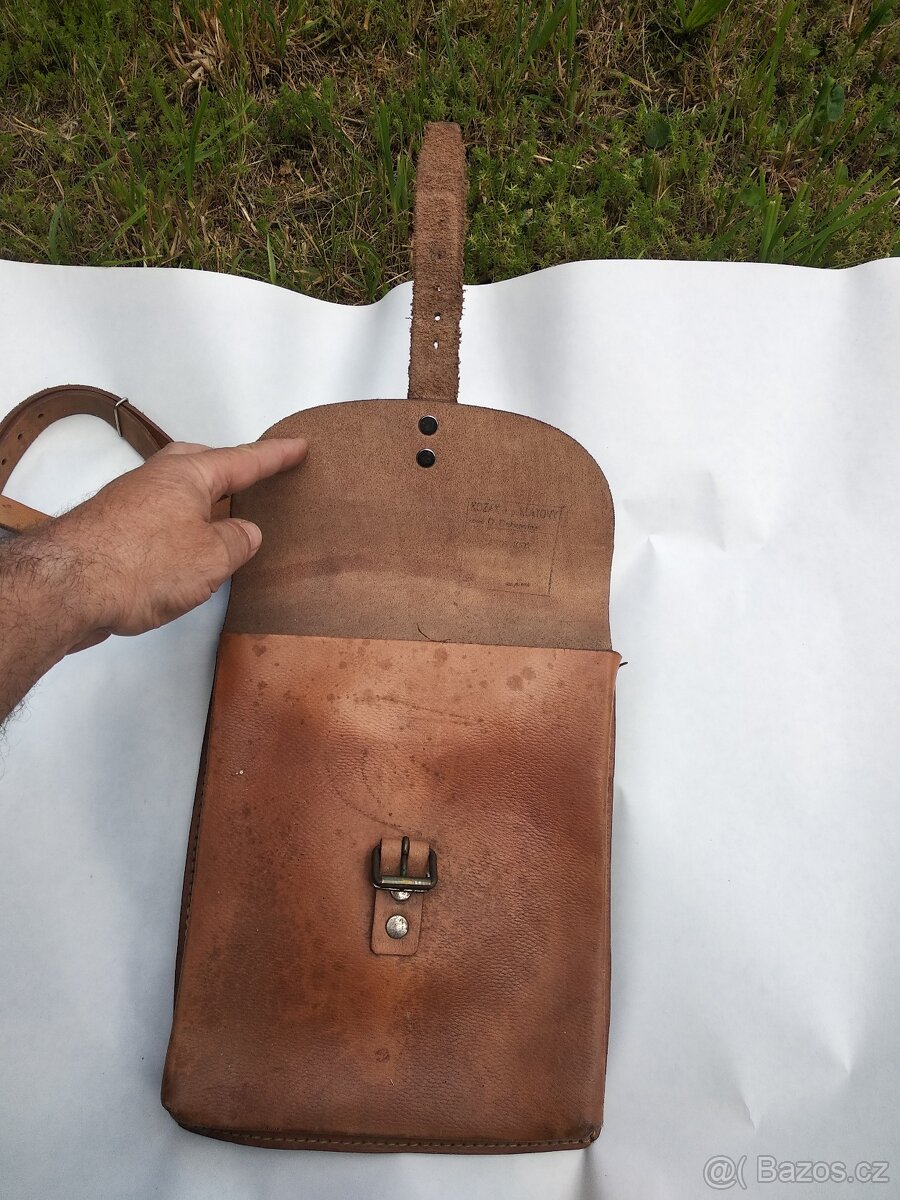 Brasna-pro prislusniky CSR-SNB-60-ta leta. - 2